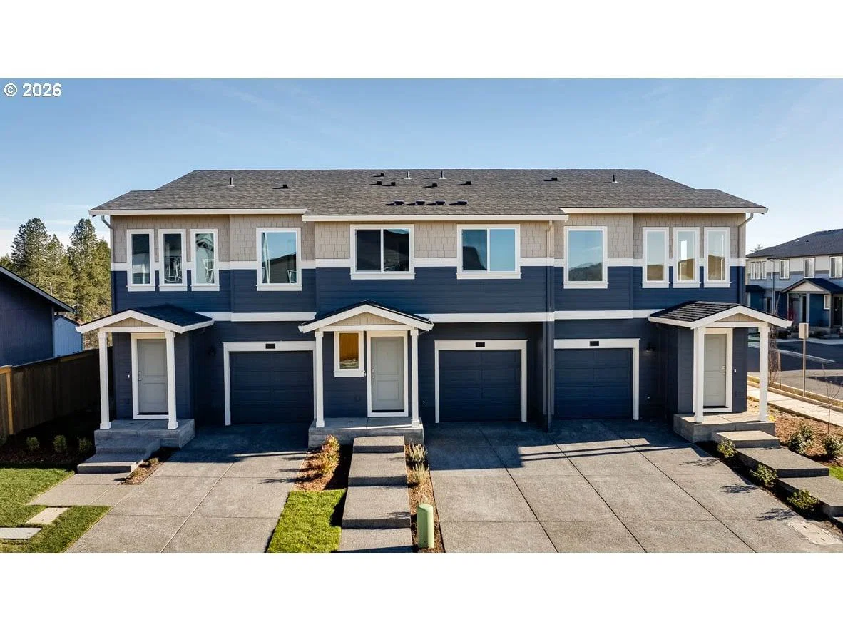 1407 SE ROSEFINCH AVE